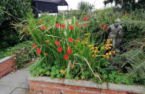 Country Home with Gardens - Foto 4