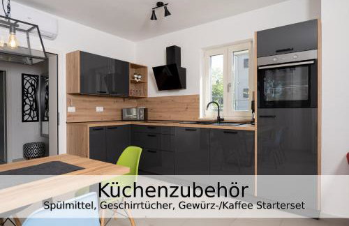 Villa Falco für Familien, bis 6 Personen, 3 Schlafzimmer mit Bad en Suite, Pool mit Loungebereich, Grillterrasse, schnellem Wlan, 2 Parkplätze, - Foto 26