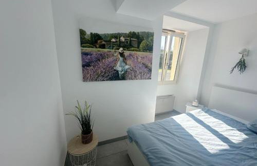 Lovely Holiday Home in Loire for 10 - Photo 26