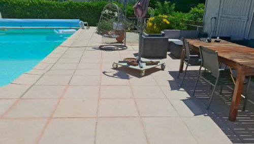 Villa in St Denis with Pool & Pyrenees View - Foto 5