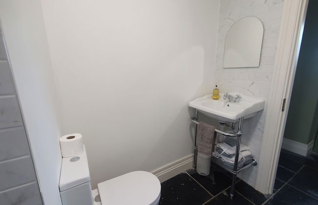 Apartment-sleeps2-parking-garden-patio - Foto 7