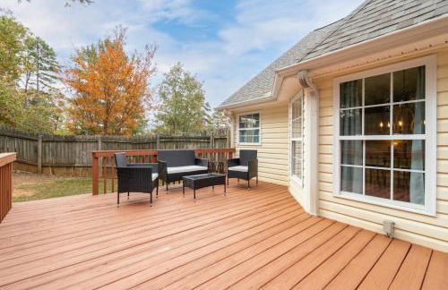 Spacious 3BR Home on Sprawling Serene Grounds - Foto 29