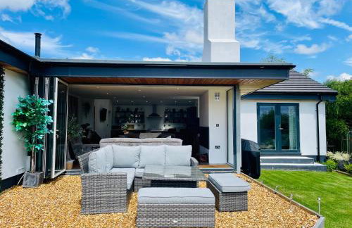 The Cuckoo's Retreat - Luxurious home with private garden & jacuzzi - Photo 17