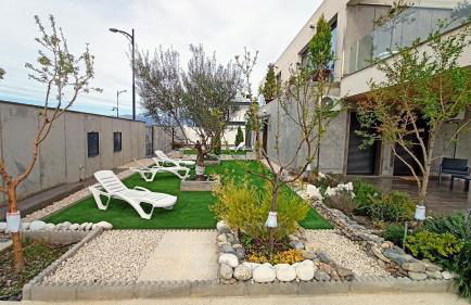 Chalet con piscina y jardín, no fumadores ni fiestas - Foto 8