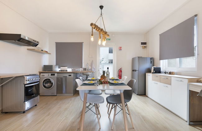 AMIS Apartments - Photo 13