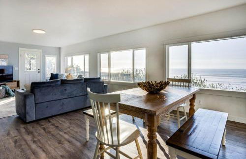 Ocean Front with Spectacular Views! 2 Bedroom, 2 Bath! Seal Rock Cottage! - Foto 6