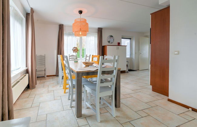 Captivating Holiday Home in Zeewolde near Forest - Foto 25