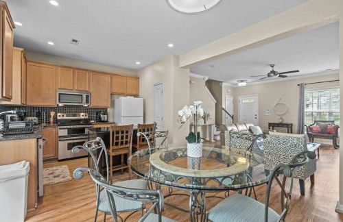 Peaceful, townhome in Hope Valley Farms - Foto 7