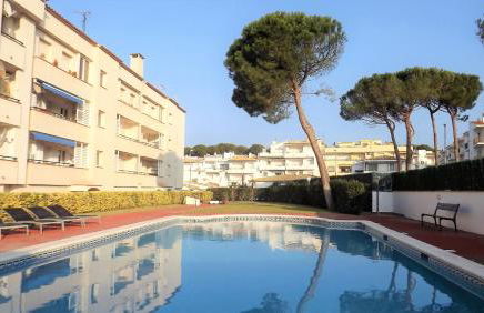 Apartaments Club Nautic L'Escala - Foto 2