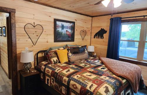 Family Friendly Lakefront Cottage, Ambajejus Lake - Foto 29