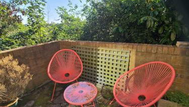 Stylish quiet garden flat with parking in London Zone 4 - Foto 5