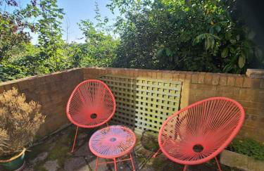 Stylish quiet garden flat with parking in London Zone 4 - Foto 5