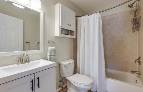 Chesapeake Bay Views and Private Deck Cozy Cottage - Foto 13