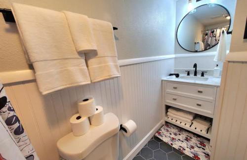 Remodeled 2BD/2BA Condo mins from Universal Studio - Foto 17