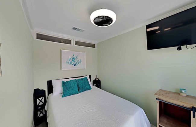 Canal Place II #105 - Waters Cove - Foto 2