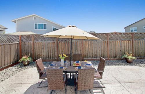 Game Night Meets Wine Country Elegance - Foto 43