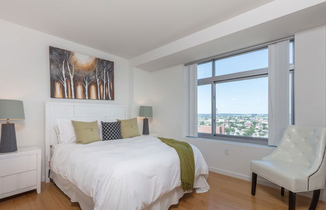 Bluebird Suites near MIT - Photo 12