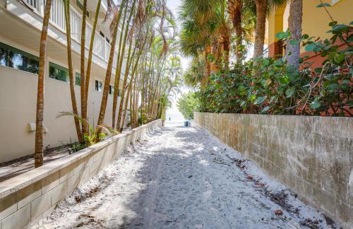Steps to Shore Modern Redington Beach Townhome - Foto 29