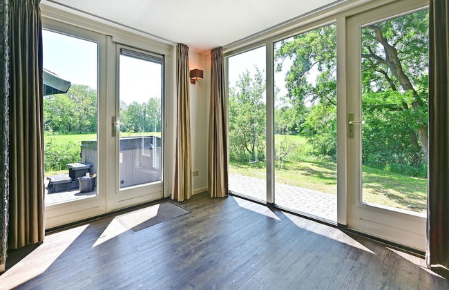 Chalet in Reutum With Sauna and Nature - Photo 33