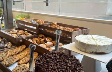 Aparthotel Aura Park Fira Barcelona - Photo 78