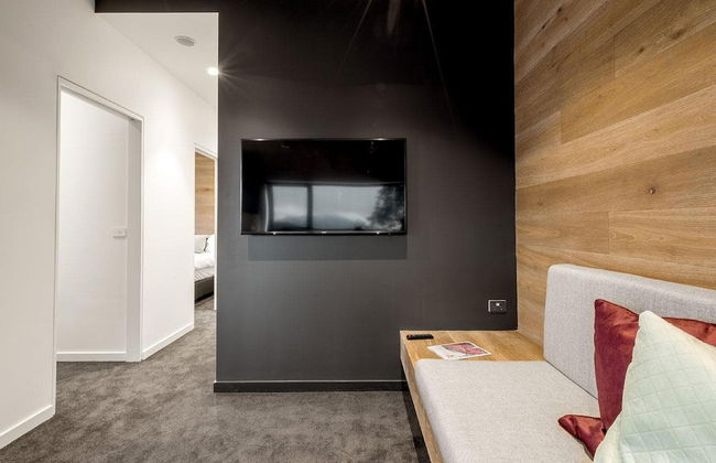 Elk at Falls - Photo 41