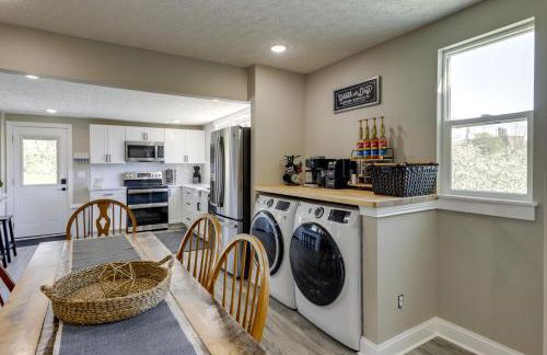 Williamstown Vacation Rental Private Deck and Yard - Foto 13