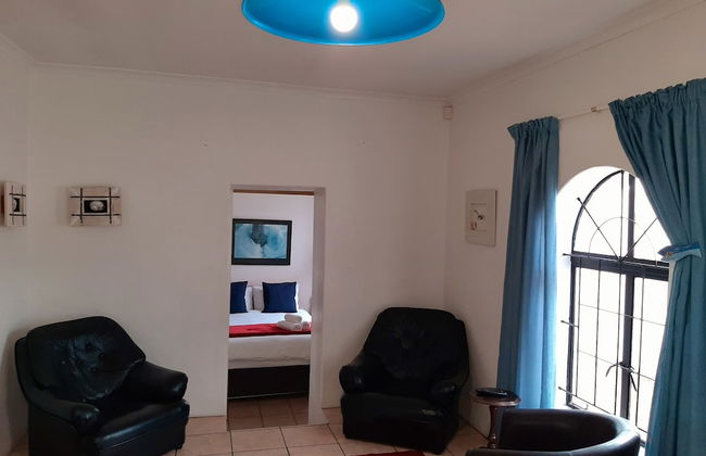 Oom Piet Self Catering Accomodation - Photo 22