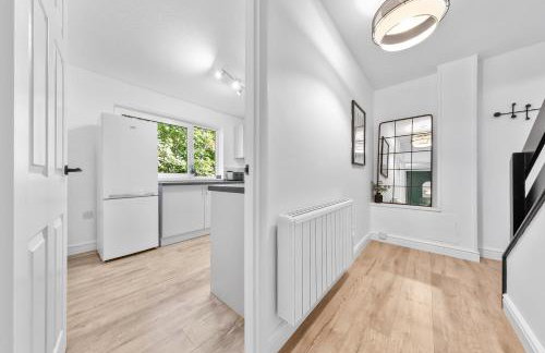 2BR Flat, Free Parking, Close to Airport & Centre - Foto 48