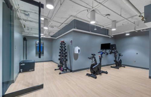 The Lexington - Serene Apartment, 5 min to DC with Free Parking and Metro - Foto 25