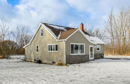 Newly Remodeled! Upscale Home in Buffalo Suburbs - Foto 26