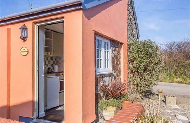 Cheristow Farm Cottages - Photo 51