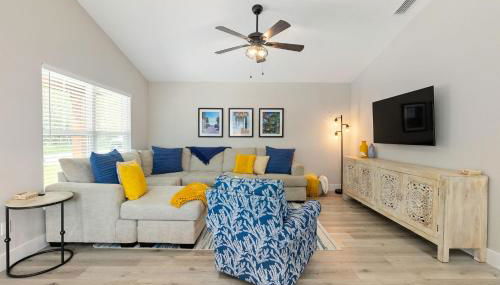 SunRay Cottage - Minutes to Downtown & Beaches - Foto 5