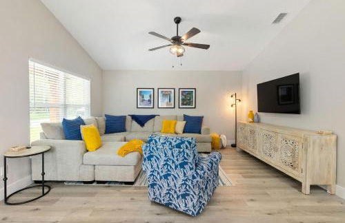 SunRay Cottage - Minutes to Downtown & Beaches - Foto 5