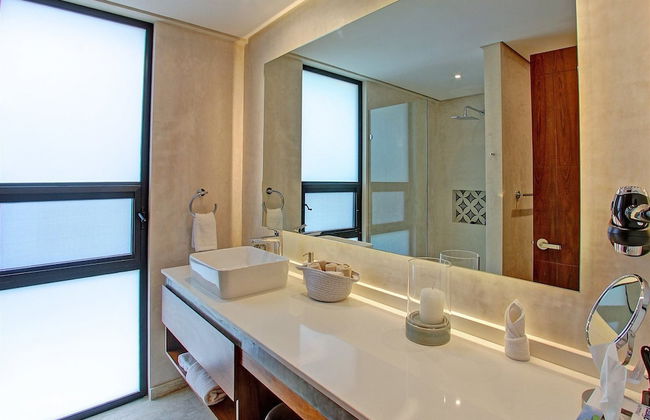 Loveboat Penthouse Studio With Private Splash Pool – PENTHOUSE 5 B – By Salt-Kisses - Photo 14