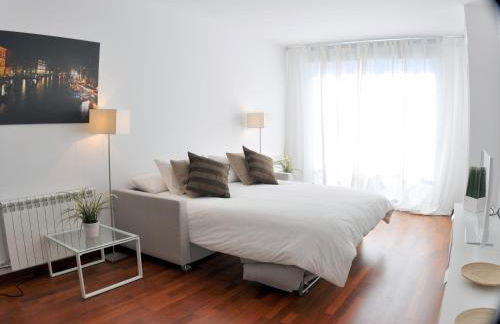 Glasir Homes Barcelona - Photo 33