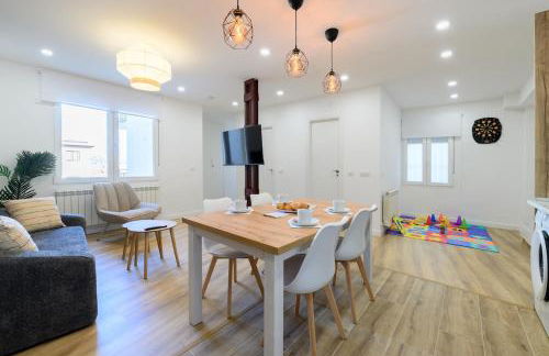 APT-Inside the Wall-Family,Games,Relax,History - Foto 23