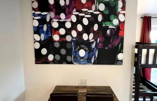 Lux Private Home - Pool, Billiards, 8 Smart TVs, Board Games, Cotton Bedding - The Stone Sanctuary at McCullough Hills Trailhead - Foto 62