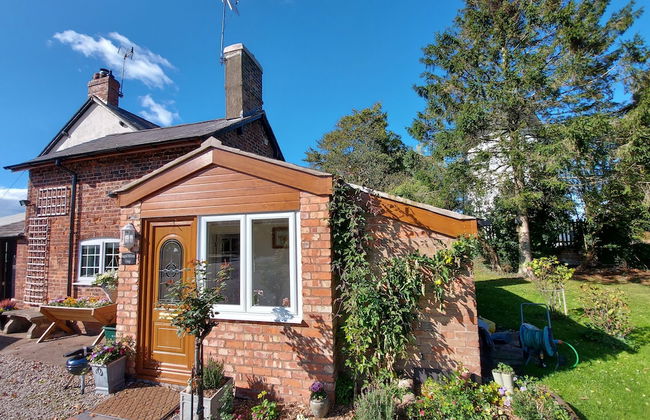 Saughall Mill Farm Cottage - Photo 56