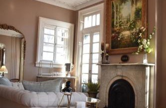 Historic Manor Overlooking Park - Foto 19