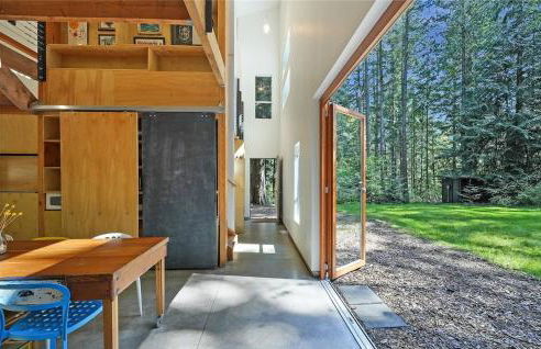 Guemes Island Road Modern Home - Foto 59