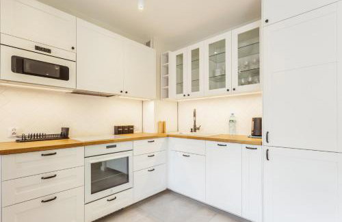 National Stadium Sunny Apartment by BookingHost - Foto 5