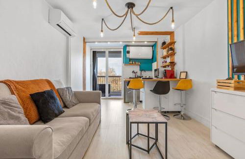 Studio cabine AZUR ,5 min mer -5 min Arena - clim - parking gratuit privée - 4 personnes - Foto 8