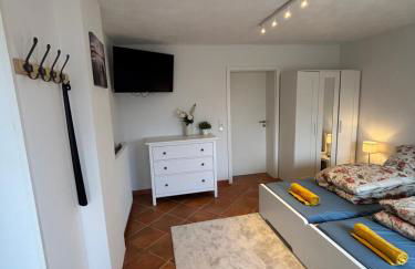 Modernes Apartment mit Parkplatz - Foto 2