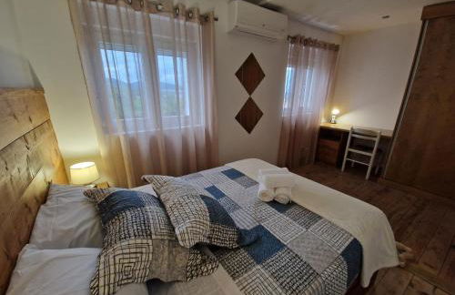 Moradia T2 em bairro pitoresco da Covilhã - Foto 2