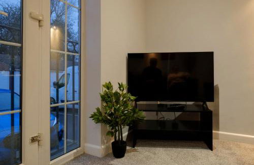 Vibrant 2 Bed Apartment, FREE Parking, Bawtry Rd Doncaster - Hosted by Stay Host Save - Foto 19