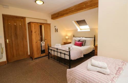 Bottomhouse Barn - Photo 17