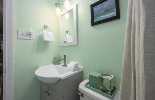 Cozy 3-Bedroom Retreat in Charming Beaufort, SC - Foto 18