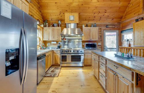 Pet-Friendly Cabin with Loft 5 Mi to Lake Lure! - Foto 6