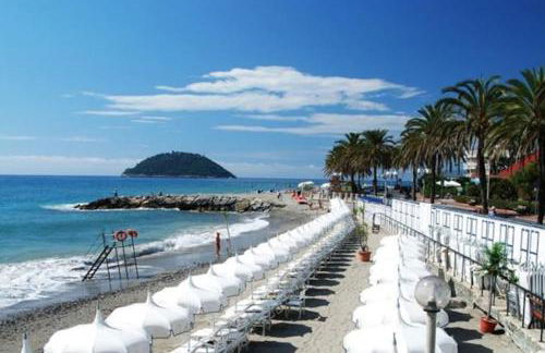 Ampio appartamento per 9 persone a pochi passi dal mare - Foto 5