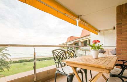 GAVA 2 BEACHFRONT PENTHOUSE - Photo 7